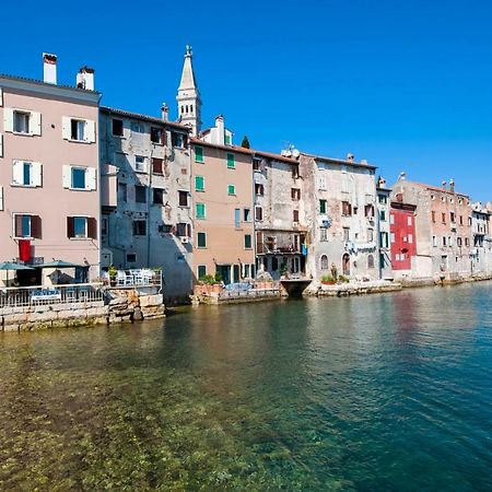 Studio First Row To The Sea Rovinj Exterior foto