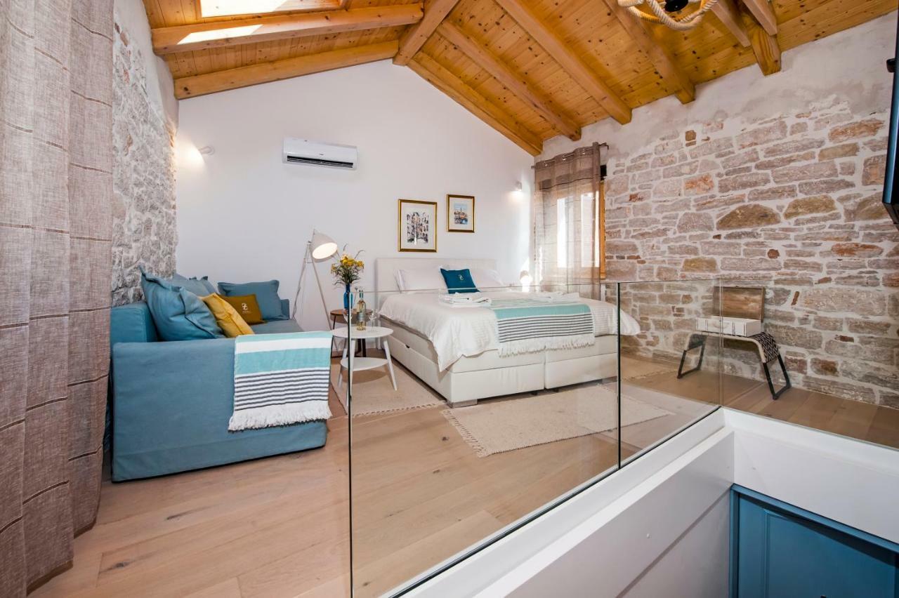 Studio First Row To The Sea Rovinj Exterior foto